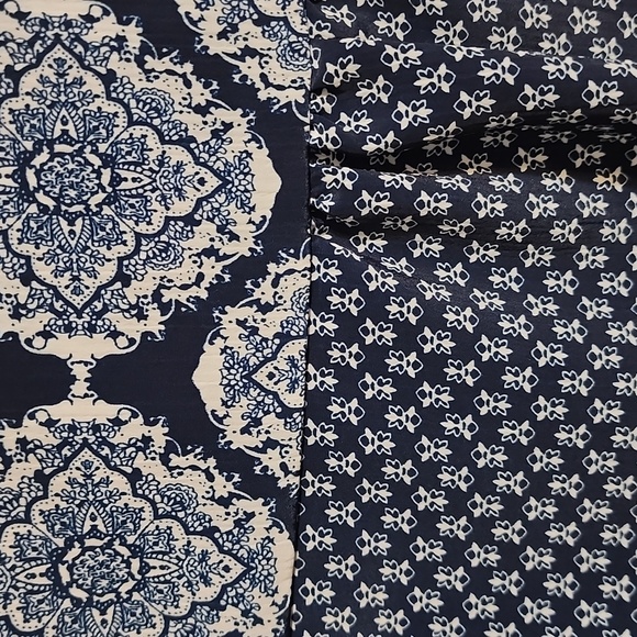 Knox Rose L Blue and White Tie Front Long Sleeve Blouse - Picture 8 of 10